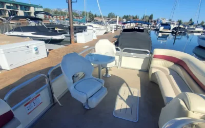 Private Boat Charters vs Lake Tahoe Boat Rentals: What’s the Better Experience?